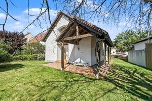 Ruhiges Wohnen in Ingolstadt: Einfamilienhaus mit Garten, Keller und Garage – Die vollständige Adresse der Immobilie erhältst du vom Anbieter., 85051 Münchener Straße, Ingolstadt – Vorschaubild 3