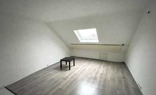 Schwetzingerstadt: leere 1-Zimmer-Wohnung mit Potenzial - provionsfrei -