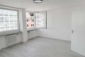 Helle 1 Zimmer-Wohnung mit Aufzug in Nürnberg