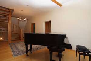 * LARGE SINGE FAMLIY HOME * 
ca. 220 m² / 2386 ft², 5 Bed, 2.5 Bath, 3 Garage, Yard – Rheingau-Taunus-Kreis – Vorschaubild 11