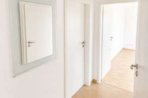Moderne Dachgeschosswohnung mit großer Sonnenterrasse in Hamburg-Lohbrügge – Die vollständige Adresse der Immobilie erhältst du vom Anbieter., 21031 Lohbrügge, Hamburg – Vorschaubild 3