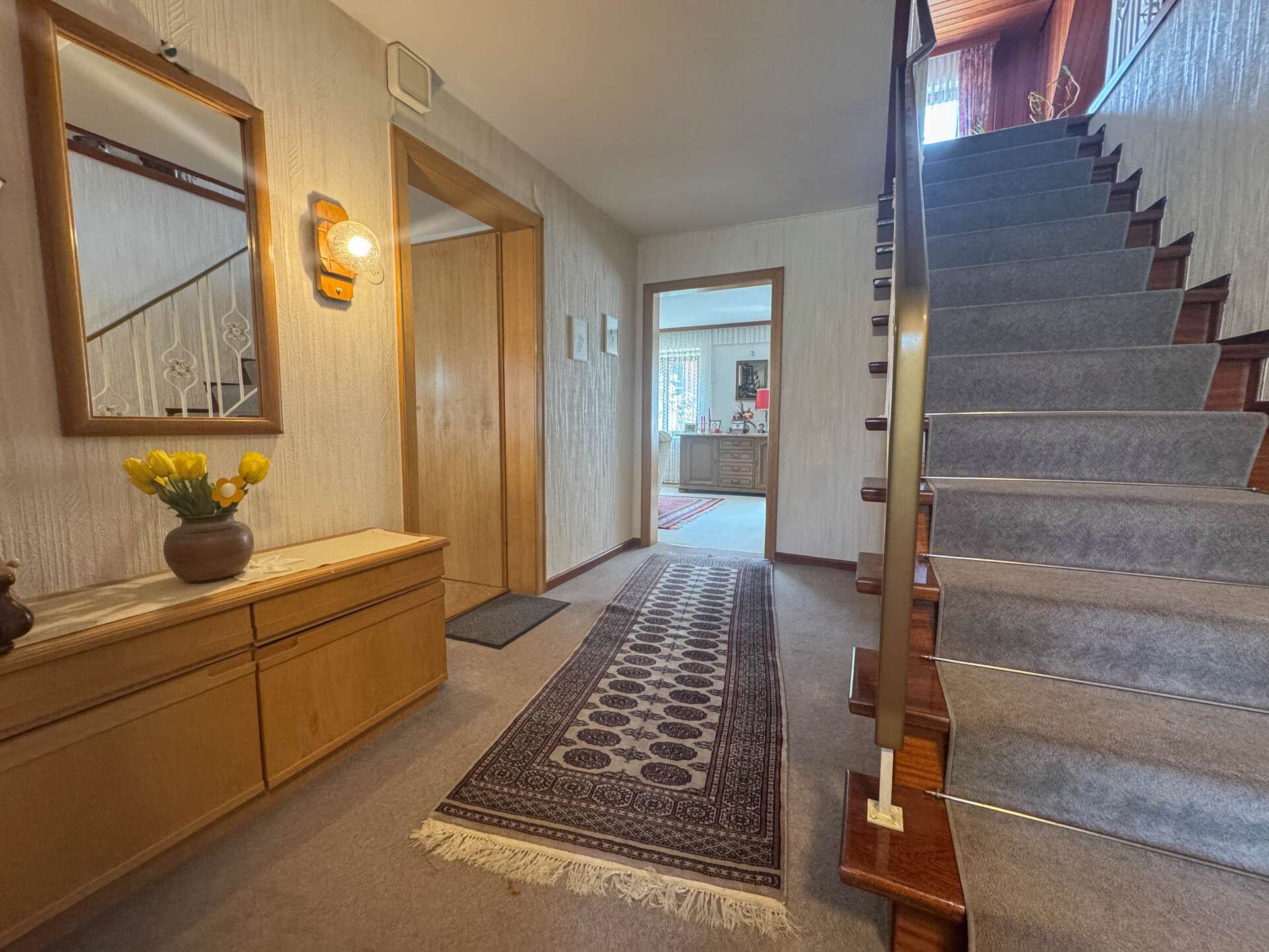 Immobilie in Barntrup - Großzügiges Wohnhaus in Barntrup – auch als Zweifamilienhaus nutzbar - Bild 12