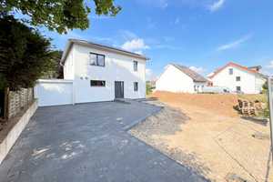 Neubau Erstbezug - freistehendes Einfamilienhaus - Herbst 2025 fertiggestellt - ruhige Straße – Burgstraße 42, 53919 Euskirchen (Kreis) – Vorschaubild 1