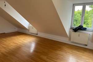 Renovierte 3-Zimmer-Dachgeschosswohnung (WG geeignet) – Einhornalle 41, 81377 Am Waldfriedhof, München – Vorschaubild 6
