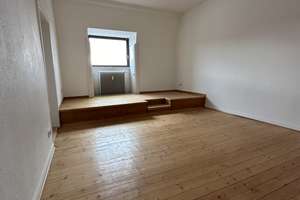 Zentrale renovierte 2-Zimmer-Wohnung mit großer Wohnküche – Kestnerstraße 49, 30159 Südstadt, Hannover – Vorschaubild 2
