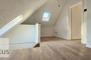 „Frisch saniert: 2-Zimmer-DG-Wohnung in Heilbronn-Böckingen" – Bachstr. 4, 74080 Böckingen, Heilbronn – Vorschaubild 3