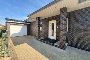 Bremerhaven - Grunhöfe // Zweifamilienhaus mit ca. 284 m² Wohnfläche in guter Lage – Die vollständige Adresse der Immobilie erhältst du vom Anbieter., 27574 Grünhöfe, Bremerhaven – Vorschaubild 43