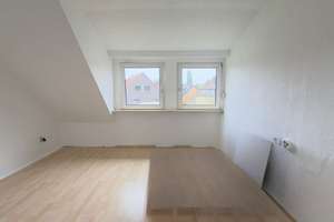 Doppelhaushälfte mit saniertem Erdgeschoss, gutem Dach, Garten & viel Gestaltungsspielraum – Die vollständige Adresse der Immobilie erhältst du vom Anbieter., 45355 Bochold, Essen – Vorschaubild 11