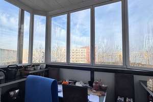 Großzügige 4 Zimmer Wohnung mit Wintergarten, Balkon und hochwertiger Einbauküche – Die vollständige Adresse der Immobilie erhältst du vom Anbieter., 12627 Hellersdorf, Berlin – Vorschaubild 11