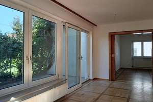 Zweigenerationenhaus mit Garten und Garage. – Die vollständige Adresse der Immobilie erhältst du vom Anbieter., 71336 Waiblingen – Vorschaubild 4