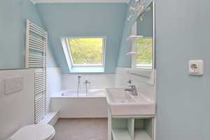 Property thumbnail 12