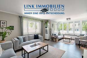 S-West: Sanierte 4-ZW mit Balkon und Garage in begehrter Lage