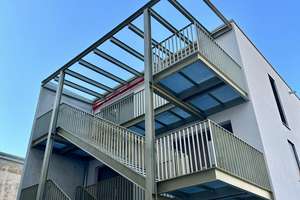 Ruhige Toplage: Neubau-Studio mit Balkon, EBK & Klimaanlage