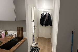 Wohnen mit Charakter: 2-Zimmer-Dachgeschosswohnung in Flingern-Nord – Lindenstraße 47, 40233 Flingern Nord, Düsseldorf – Vorschaubild 2