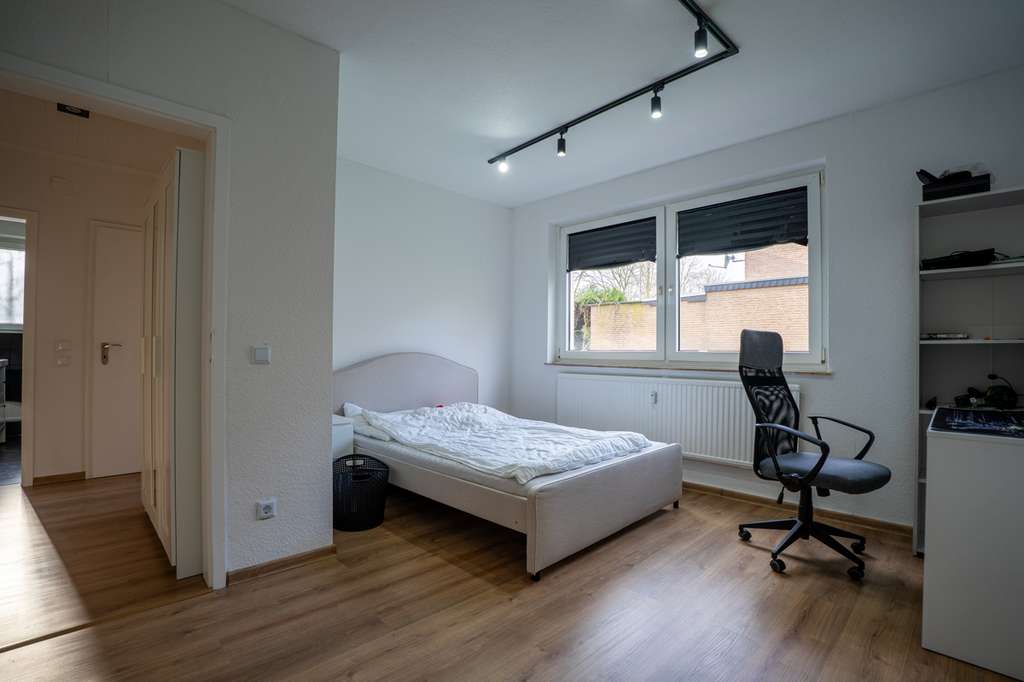 Immobilie in Übach-Palenberg - Kapitalanlage mit 6,37 % Rendite: 3-Zimmer-Erdgeschosswohnung mit Balkon - Bild 1