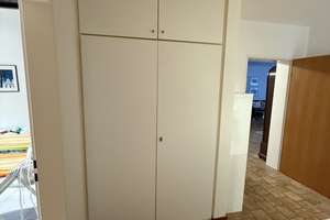 Großzügige 147 m² Wohnung mit 2 Balkonen in Düsseldorf-Unterbach incl. TG-Stellplatz – Die vollständige Adresse der Immobilie erhältst du vom Anbieter., 40627 Unterbach, Düsseldorf – Vorschaubild 13
