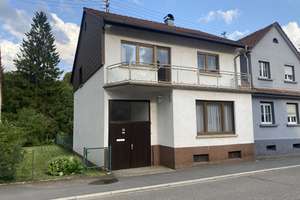 Charmantes Einfamilienhaus mit einzigartigem Grundstück in Wiesloch-Baiertal – Die vollständige Adresse der Immobilie erhältst du vom Anbieter., 69168 Wiesloch – Vorschaubild 1