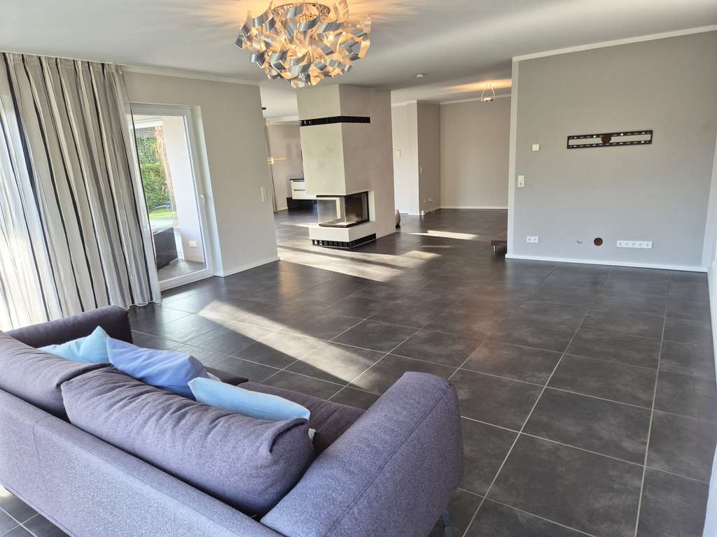 Immobilie in Niedermohr - Exklusives Wohnhaus in angenehm abgeschirmter Lage - Bild 4