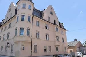 Augsburger Altbau als Kapitalanlage — frei vermietbar ab 2027 · ca. 4,0–4,3 % Brutto-Rendite