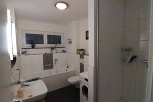 Neuwertige 3-Zimmer-Wohnung mit Terrasse in München Nord - Provisionsfrei - von privat – Caracciolastraße 8a, 80935 Lerchenau-Ost, München – Vorschaubild 9