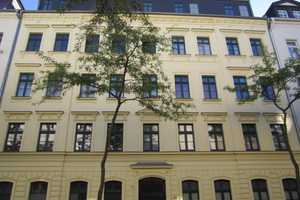 Schöne 2 Zimmer Wohnungen mit EBK – Ludwigstraße 34, 4315 Leipzig – Vorschaubild 1