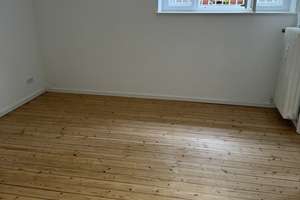 ruhige 2 Zi. Altbau-Whg. in Schwabing mit kleinem Privatgarten – 80803 Münchner Freiheit, München – Vorschaubild 3