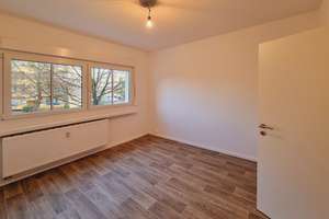 3-Zimmer-Wohnung mit Renovierung - Sie sind ab Stunde 0 dabei! – Herzogswalder Straße 5, 1169 Gorbitz-Ost, Dresden – Vorschaubild 6