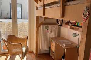 Exklusive 4-Raum-DG-Wohnung mit Einbauküche in Hamburg St. Pauli zur Zwischenmiete – Hamburg – Vorschaubild 2