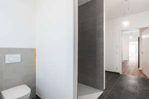 Traumhafte 4-Zimmer-Wohnung mit 2 Balkonen; Stellplatz, Einbauküche – Robert-Funari-Straße 24, 68309 Käfertal, Mannheim – Vorschaubild 12