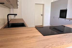 Frisch sanierte Architektenwohnung mit hochwertiger Markenküche, Wellnessbad
