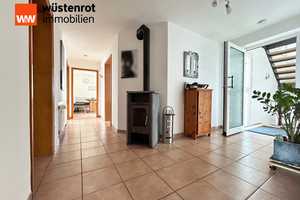 Zwei-Zuhause. Zwei moderne Wohnungen.
8 Zimmer auf 201 m². TOP-Technik. Garage
plus 4 Carports. – Sigmaringen (Kreis) – Vorschaubild 14