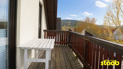 IDEALE SINGLE-WOHNUNG MIT EBK - gepflegtes Wohnhaus und Wohnumfeld!
