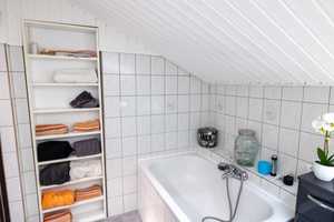 *** aus PFLEGENDER HAND in BELIEBTER LAGE mit viel RAUM und GARTEN *** – Oldenburg (Kreis) – Vorschaubild 24