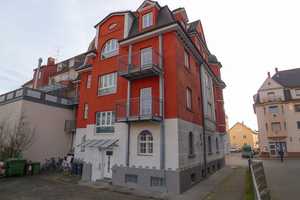 2-Zi-Wohnung im gepflegten Altbau – Neuhäuserstraße 5, 86154 Augsburg – Vorschaubild 1