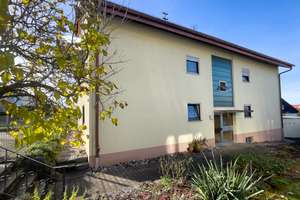 Charmante 2-Zimmer-Wohnung mit Balkon und Garage in ruhiger Lage – Die vollständige Adresse der Immobilie erhältst du vom Anbieter., 75447 Sternenfels – Vorschaubild 3