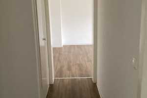 Frisch sanierte 2 Zimmerwohnung mit Tageslichtbad – Homburger Str. 3, 65197 Wiesbaden – Vorschaubild 2