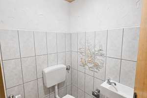 Wohnen wie im eigenen Haus: 3,5 Zimmer auf ca. 110 m² mit eigenem Eingang, Hof, Garten & Garage – 44319 Asseln, Dortmund – Vorschaubild 11