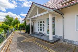 Mehrfamilienhaus in idyllischer Lage mit großzügigem Wohnraum für Familien. – Aichach-Friedberg (Kreis) – Vorschaubild 14