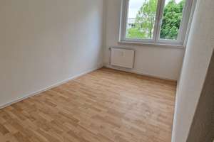 Drei Zimmer Wohnung mit nagelneuer Einbauküche! – Arnold-Zweig-Straße 43, 39120 Leipziger Straße, Magdeburg – Vorschaubild 10