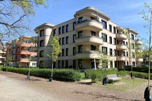 Exklusiv und sonnig: 3-Zimmer-Wohnung mit Parkblick in Babelsberg