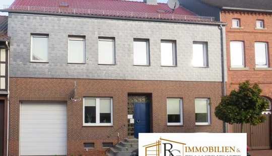 Bild von Großzügiges Wohnhaus mit  viel Platz für Hobby und Freizeit sowie rückliegendem Gartengrundstück