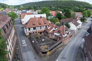 Historisches Anwesen mit Entwicklungspotenzial zum Mehrfamilienhaus