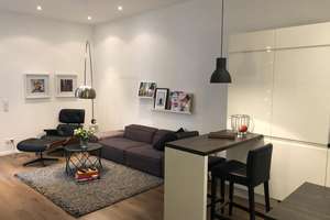 Im schönsten Haus der Gegend: 2-Zimmer-Wohnung mit Balkon in Düsseldorf  – Franklinstraße 42a, 40479 Pempelfort, Düsseldorf – Vorschaubild 4
