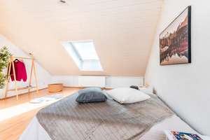WOHNGLÜCK - Modernes Einfamilienhaus mit 140-qm-Wohnfläche und Garten in Stuttgart-Hausen – Die vollständige Adresse der Immobilie erhältst du vom Anbieter., 70499 Hausen, Stuttgart – Vorschaubild 11