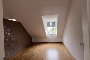 4 Zimmer Dachwohnung mit EBK und Westbalkon – Die vollständige Adresse der Immobilie erhältst du vom Anbieter., 80935 Lerchenau-Ost, München – Vorschaubild 14