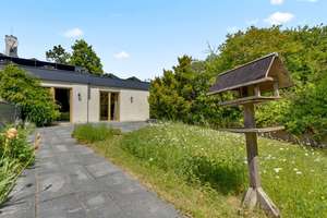 Alleinlage mit Panoramablick! Luxuriöse Architektenvilla mit Schwimmhalle und 7.847 m² Grundstück – Die vollständige Adresse der Immobilie erhältst du vom Anbieter., 91338 Igensdorf – Vorschaubild 23