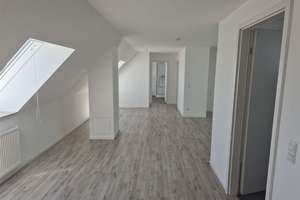 Modernisierte 2 Zimmer Dachgeschosswohnung in Stadeln zu vermieten!  – Die vollständige Adresse der Immobilie erhältst du vom Anbieter., 90765 Stadeln, Herboldshof, Mannhof, Fürth – Vorschaubild 7