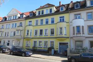 *H.-Döhren/Wülfel* helle 3-Zi.-ETW mit EBK und Balkon.