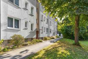 Solide 3-ZKB-Wohnung in einem modernisiertem Mehrfamilienhaus in Bremen-Woltmershausen