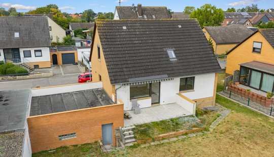 Bild von **Provisionsfrei** Modern, freistehend in Sackgassenlage!